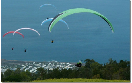 Flying-Réunion Parapente (Henri BAJON)